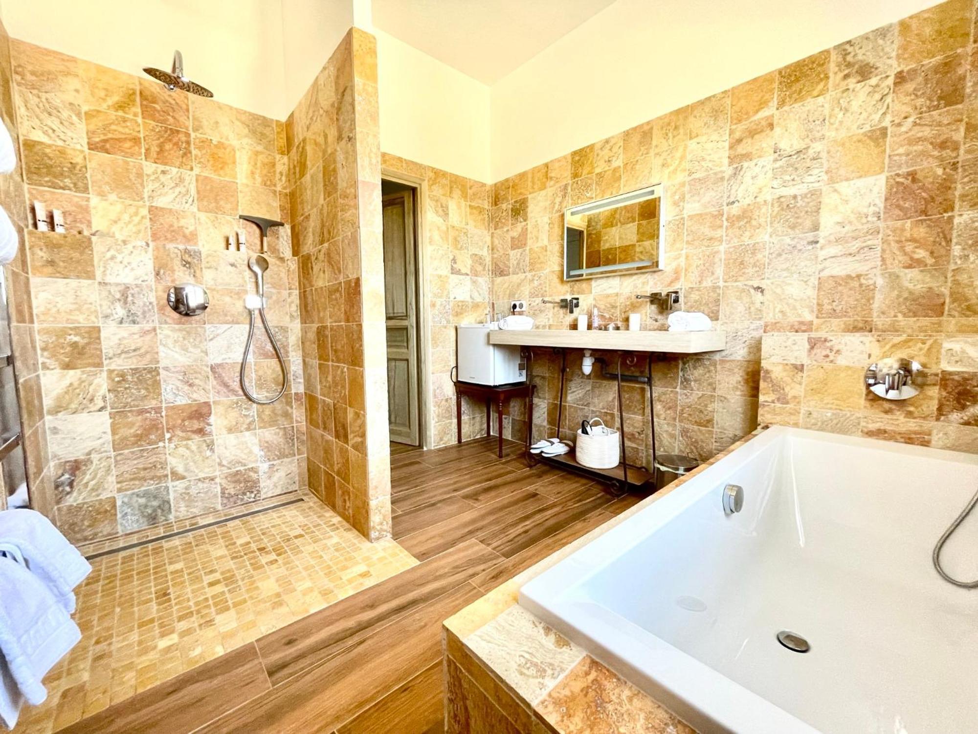 Bed and Breakfast La Soleillade Aixoise Aix-en-Provence Habitación foto